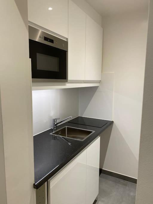Appartamento Luxueux Aux Eaux-vives